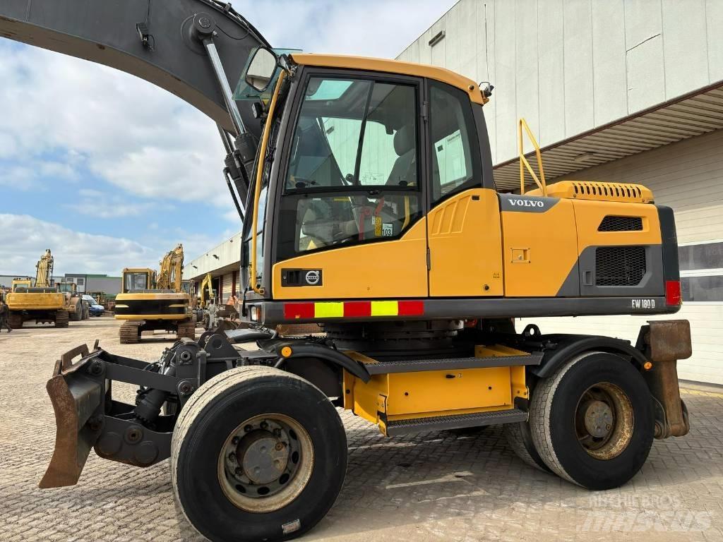 Volvo EW 180 D Kolová rýpadla