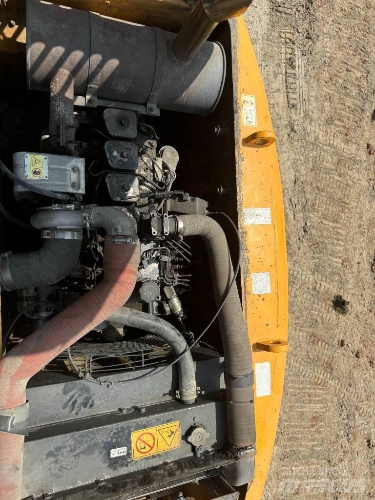 Hyundai R150W-9 Kolová rýpadla