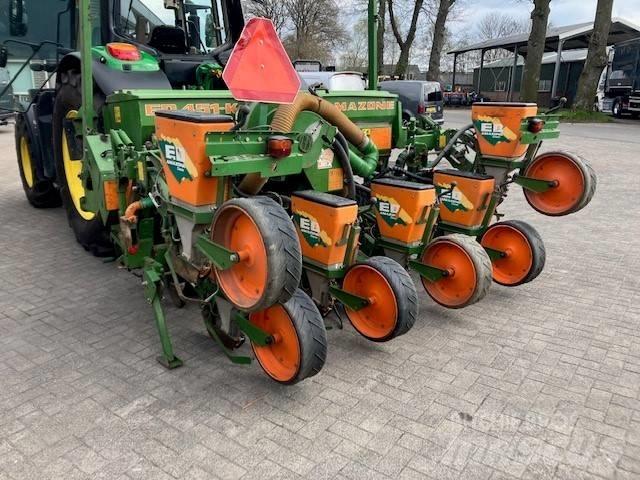 Amazone 451k Přesné secí stroje