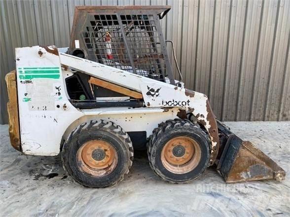 Bobcat 753 Smykem řízené nakladače