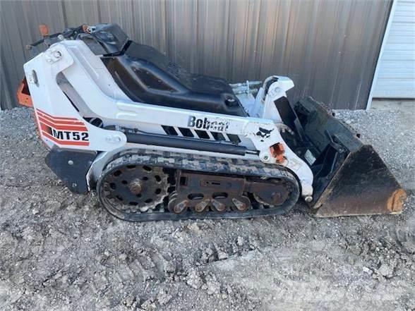 Bobcat MT50 Smykem řízené nakladače