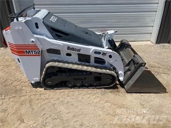 Bobcat MT52 Smykem řízené nakladače