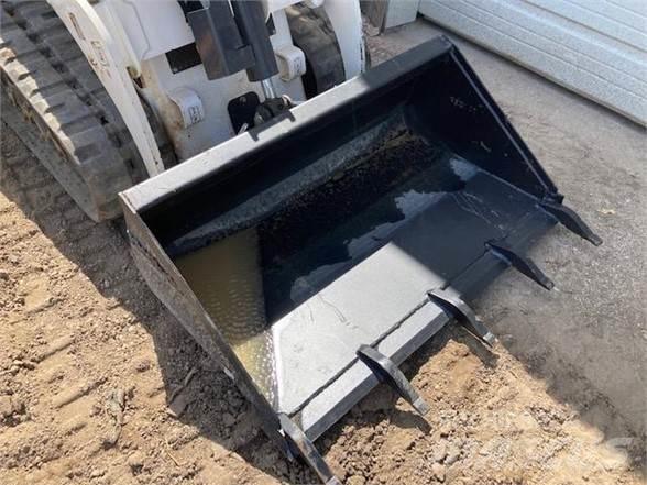 Bobcat MT55 Smykem řízené nakladače