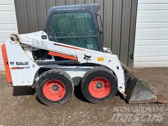 Bobcat S450 Smykem řízené nakladače