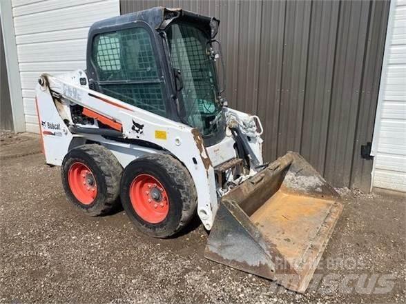 Bobcat S450 Smykem řízené nakladače
