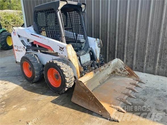Bobcat S510 Smykem řízené nakladače