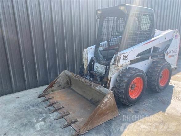 Bobcat S510 Smykem řízené nakladače