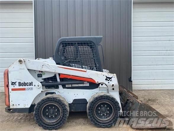 Bobcat S510 Smykem řízené nakladače