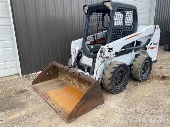 Bobcat S510 Smykem řízené nakladače
