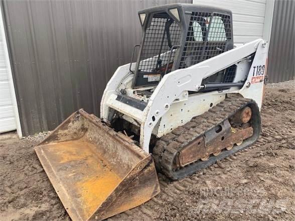 Bobcat T180 Smykem řízené nakladače