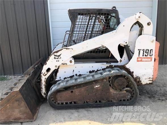Bobcat T190 Smykem řízené nakladače