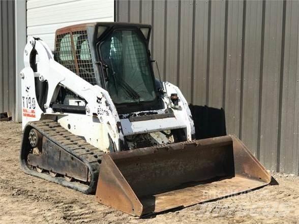 Bobcat T190 Smykem řízené nakladače