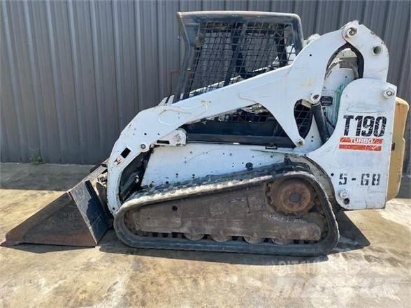 Bobcat T190 Smykem řízené nakladače