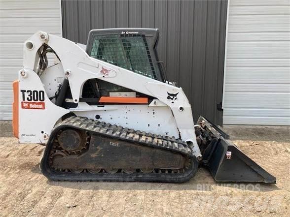 Bobcat T300 Smykem řízené nakladače