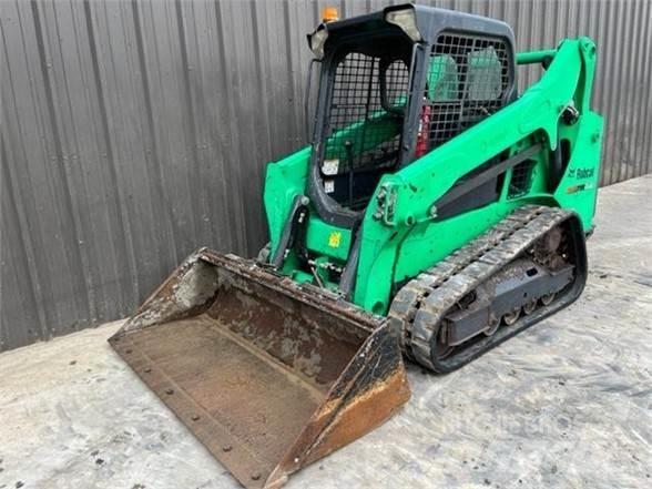 Bobcat T590 Smykem řízené nakladače