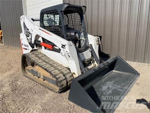 Bobcat T650 Smykem řízené nakladače