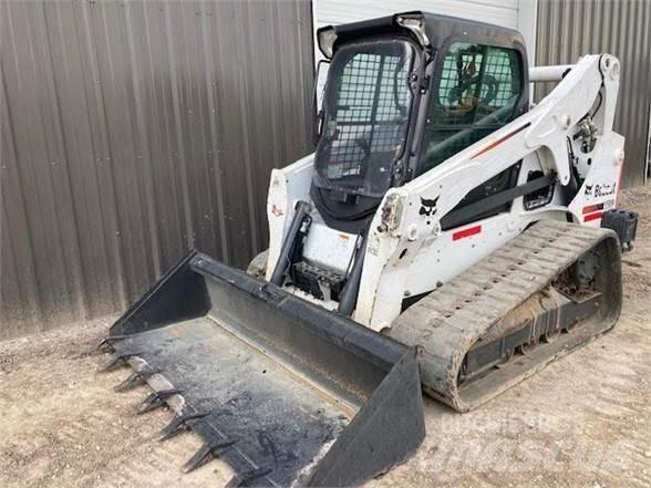 Bobcat T650 Smykem řízené nakladače