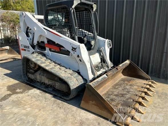 Bobcat T650 Smykem řízené nakladače