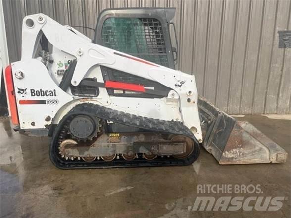 Bobcat T650 Smykem řízené nakladače