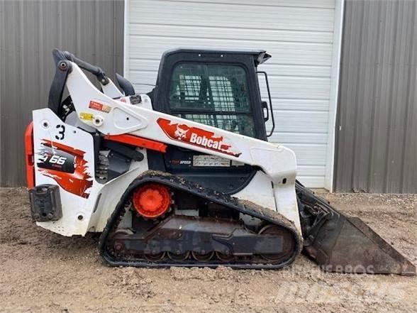 Bobcat T66 Smykem řízené nakladače