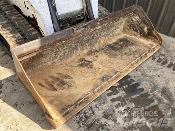 Bobcat T750 Smykem řízené nakladače