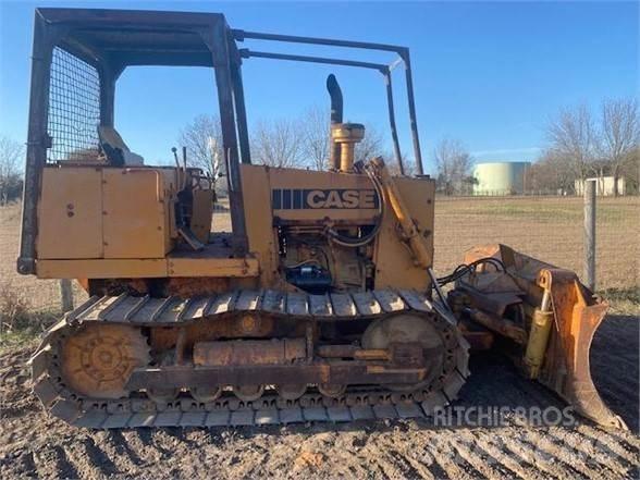 CASE 850B Pásové dozery