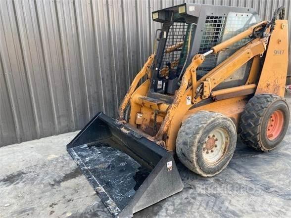 CASE 90XT Smykem řízené nakladače