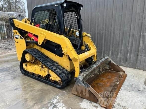 CAT 249D Smykem řízené nakladače