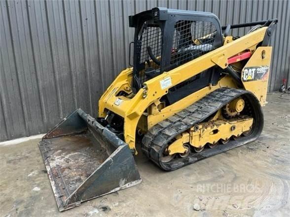 CAT 299D2 Smykem řízené nakladače