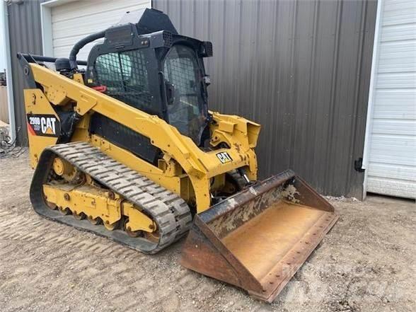 CAT 299D2 XHP Smykem řízené nakladače