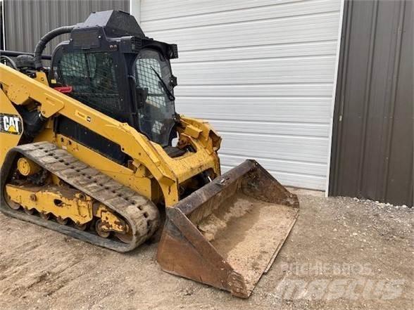 CAT 299D2 XHP Smykem řízené nakladače