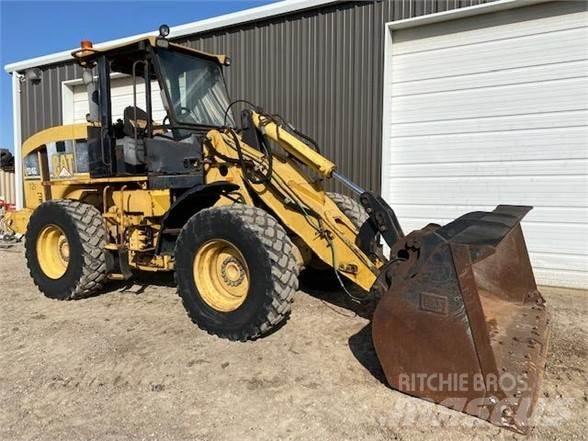 CAT 924G Kolové nakladače