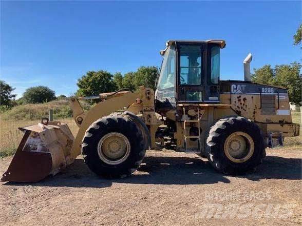 CAT 928G Kolové nakladače