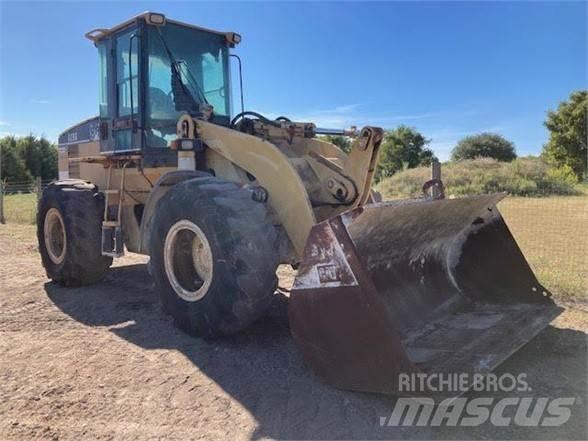 CAT 928G Kolové nakladače