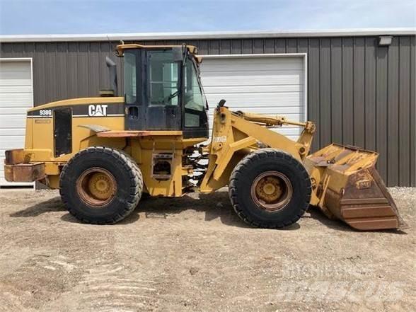 CAT 938G Kolové nakladače
