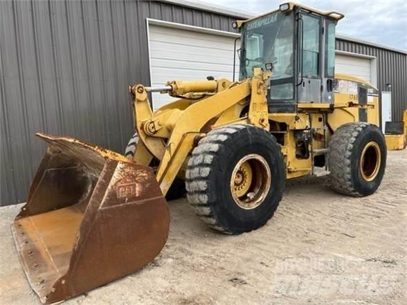 CAT 938G Kolové nakladače