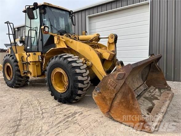 CAT 950 Kolové nakladače