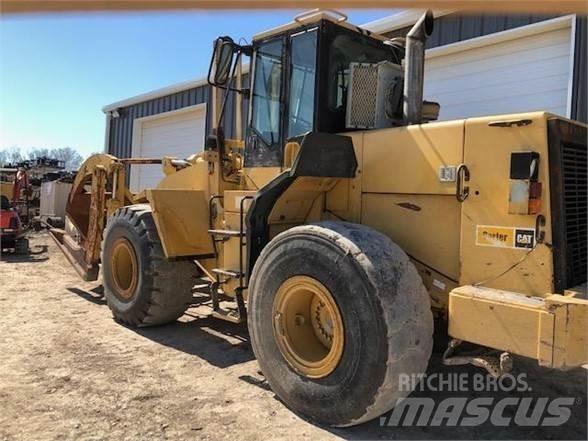 CAT 950F Kolové nakladače