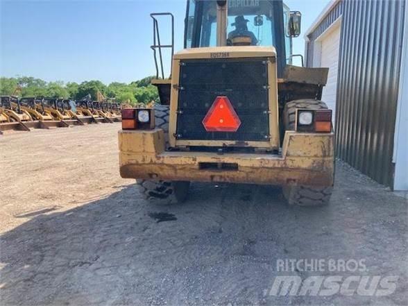 CAT 962G Kolové nakladače