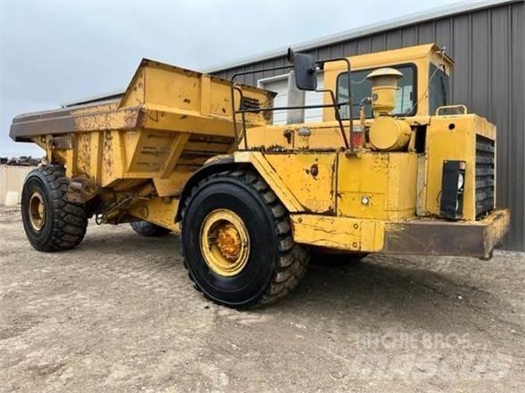 CAT D25C Kloubové dempry