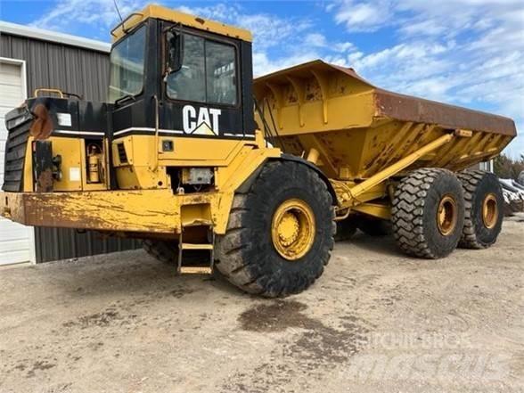 CAT D400E Kloubové dempry