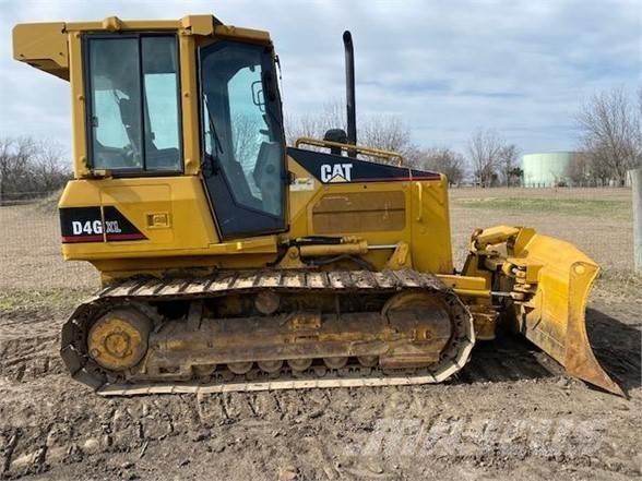 CAT D4G XL Pásové dozery