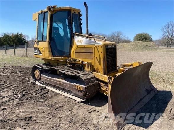 CAT D4G XL Pásové dozery