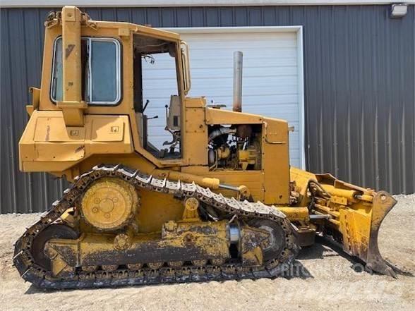 CAT D4H Pásové dozery