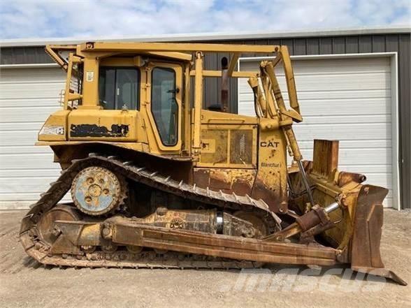CAT D6H XL Pásové dozery
