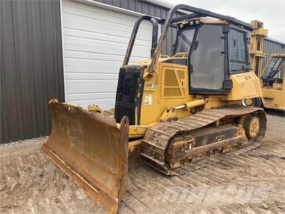 CAT D6K Pásové dozery