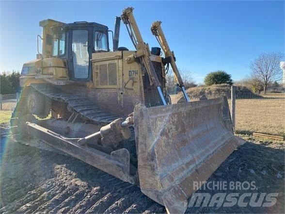 CAT D7H II Pásové dozery