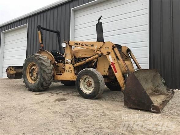 Ford 445A Kolové nakladače