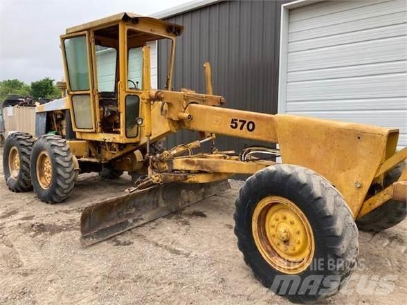 John Deere 570 Grejdry
