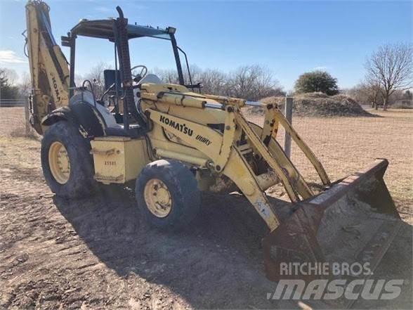 Komatsu WB140 Rýpadlo-nakladače
